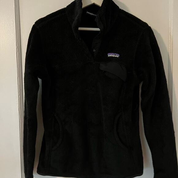 Patagonia Black Zip Up Fleece Sweater - Picture 2 of 6